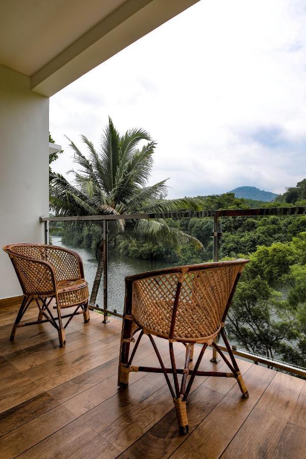 Thenmala Hormuz Inn Kolattupuzha المظهر الخارجي الصورة
